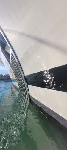 Megayacht 106 mtr waterline, 20 micron application PG4400