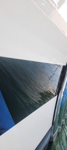 Megayacht 106 mtr waterline, 20 micron application PG4400